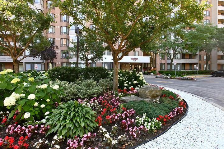 Property Photo: 5 Lisa Street 306 ON L6T 4T4