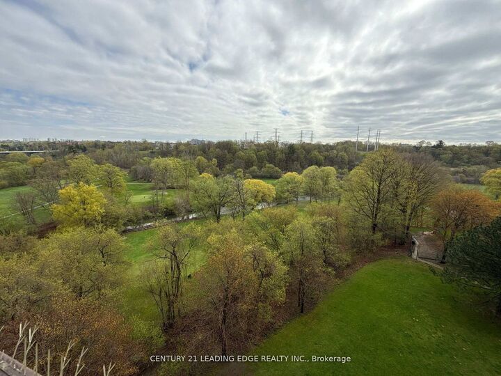 Photo de la propriété:  20 Edgecliff Golfway 815  ON M3C 3A4