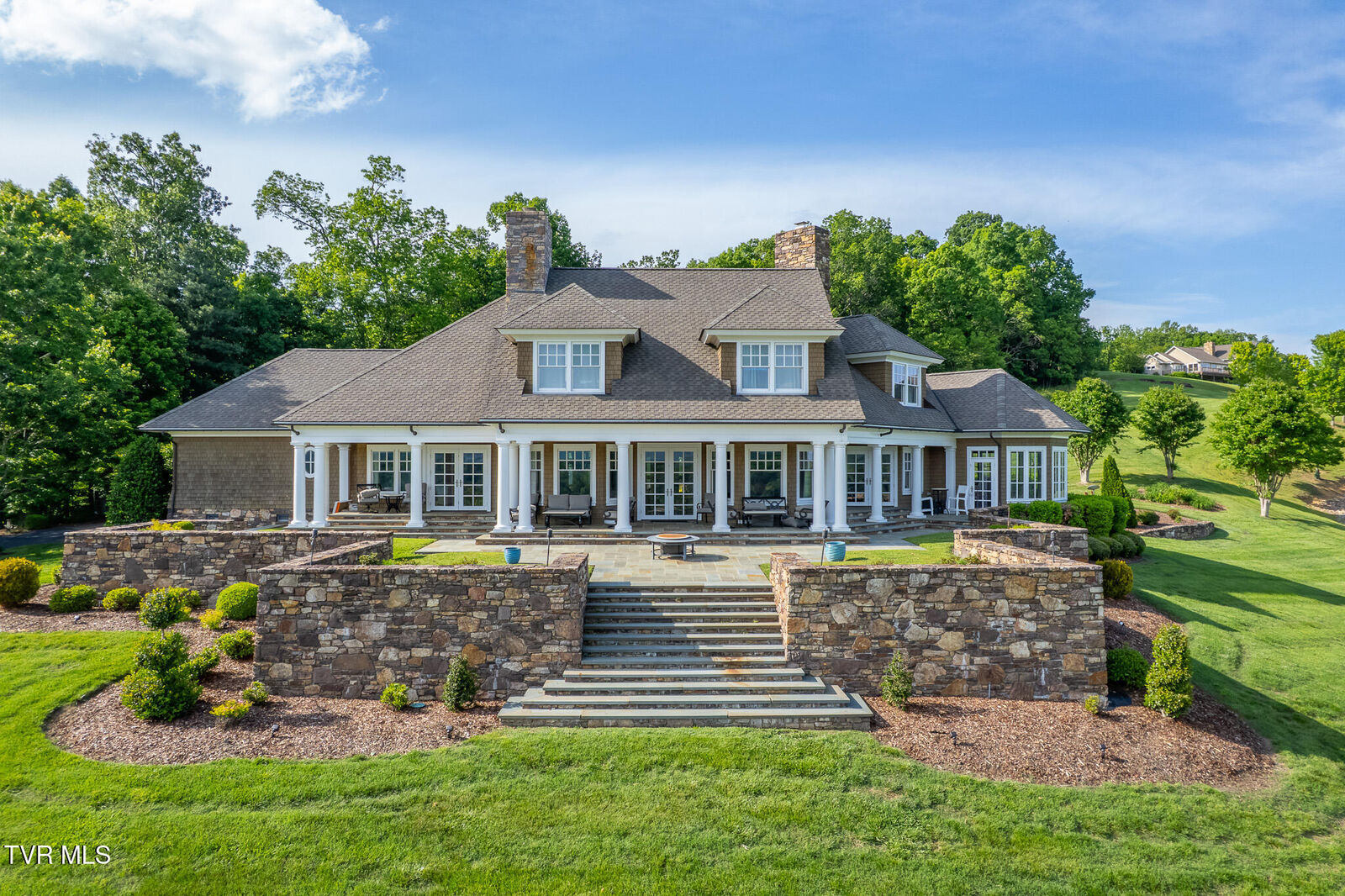Property Photo: 19 Summerhill Lane TN 37745