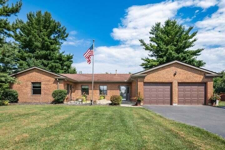 Property Photo: 3657 Singing Wind Way OH 43078