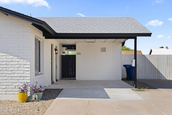 414 W Santa Cruz Drive  Tempe AZ 85282 photo