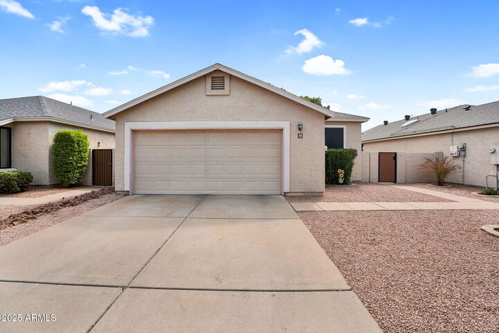 Property Photo: 4725 E Brown Road 10 AZ 85205