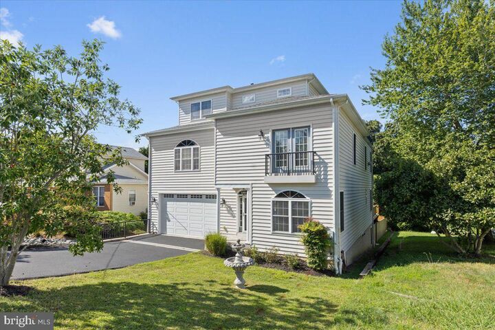 Property Photo:  3912 17th Street  MD 20732 