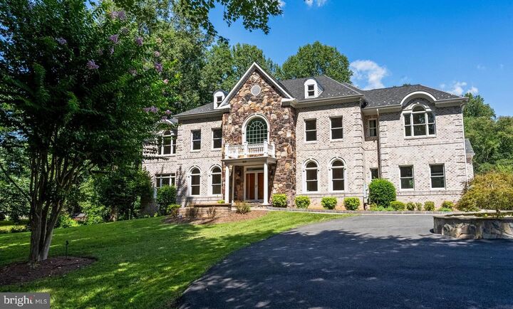 1619 Beulah Road  Vienna VA 22182 photo