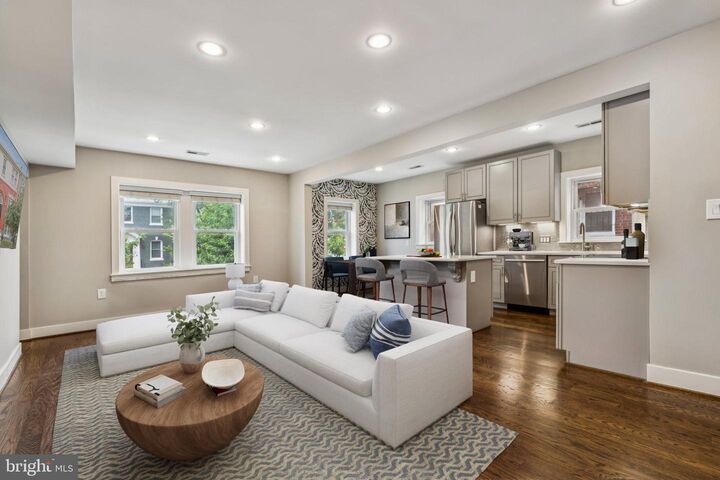 Property Photo:  1239 Simms Place NE 1  DC 20002 