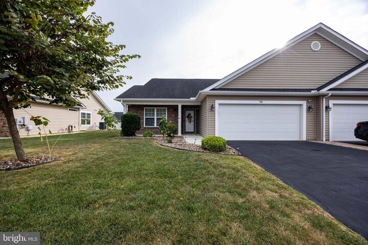 Property Photo:  18 Chagrin Drive  WV 25419 