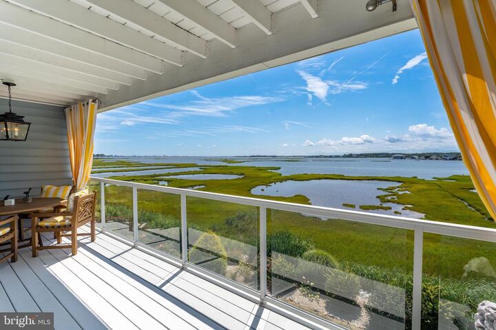 Property Photo: 37304 Lighthouse Road 10 DE 19975