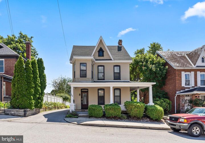 Property Photo: 109 Garfield Street PA 17268