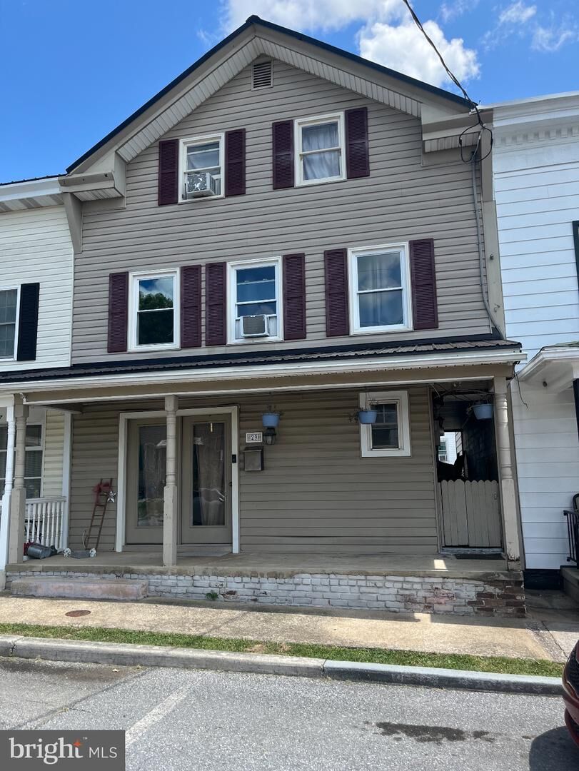 Property Photo: 29 S Vermont Street MD 21795