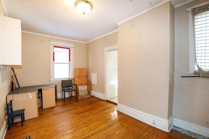 Photo de la propriété: 121 Canora Street MB R3G 1S8