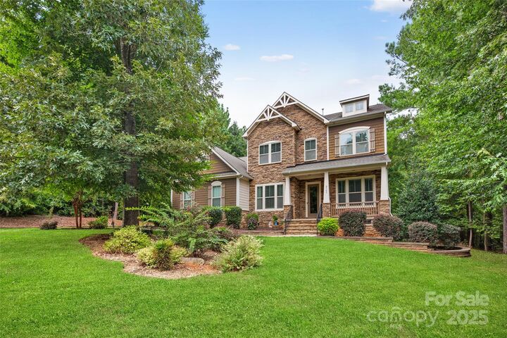 Property Photo: 2103 Saddleridge Drive NC 28173