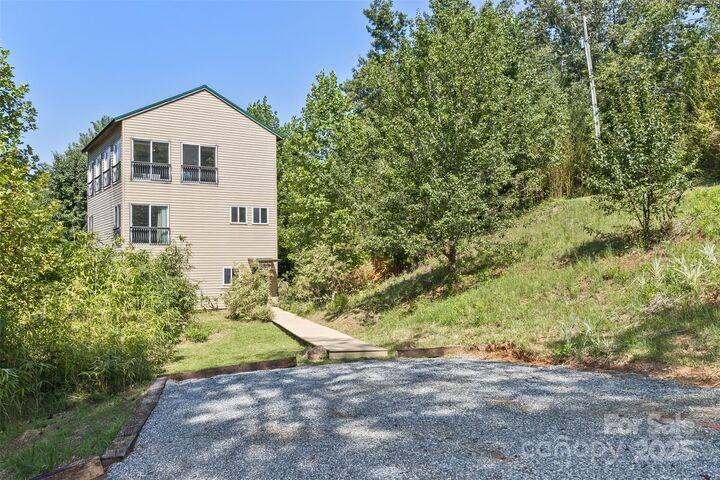 117 Old Dairy Drive  Leicester NC 28748 photo