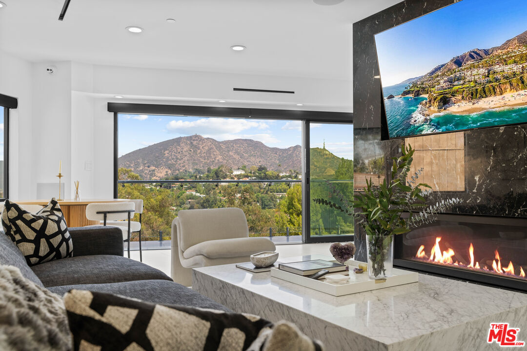 Property Photo: 7141 Woodrow Wilson Dr CA 90068