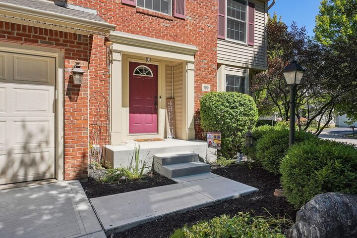 Property Photo: 700 Barberry Spur Avenue OH 43015
