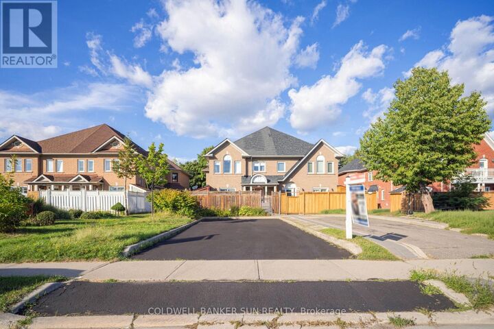 Property Photo:  138 Pressed Brick Drive  ON L6V 4K6 