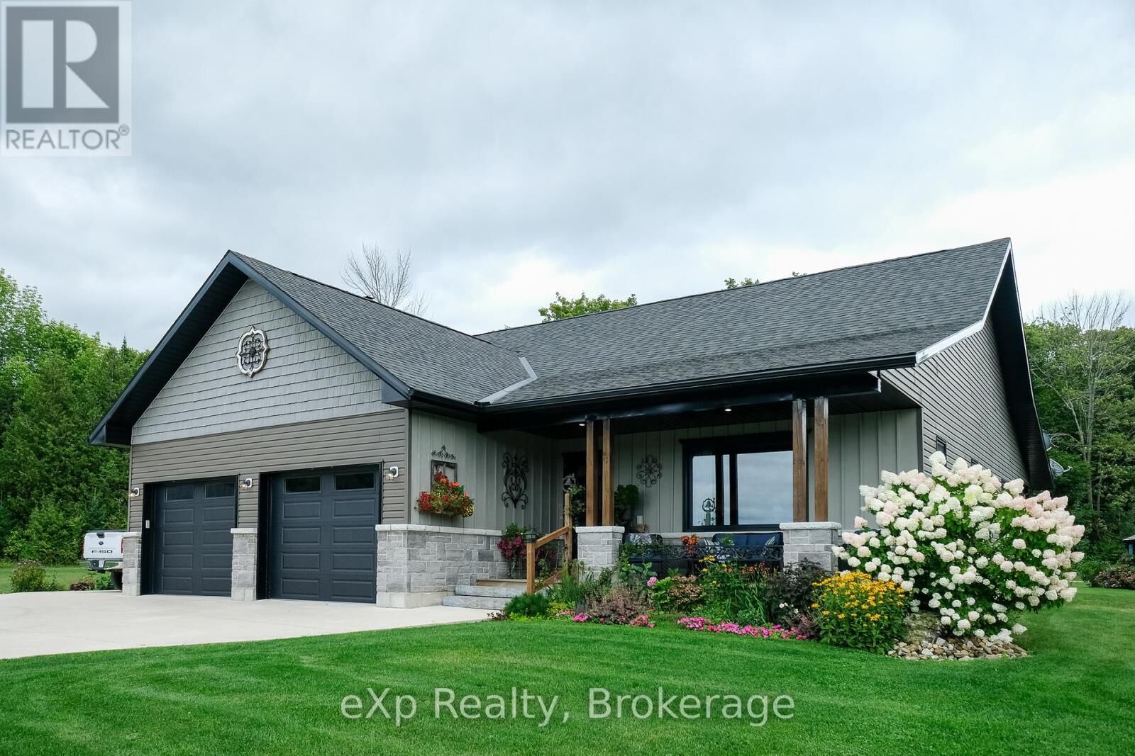 Property Photo: 502032 Grey Road 1 ON N0H 2T0