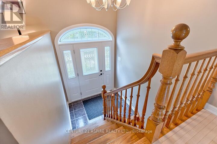 Property Photo: 39 Sufian Street ON K8A 6W6