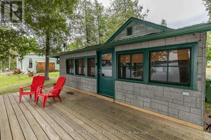 Property Photo: 794 Forest Park Road ON K8A 6W2