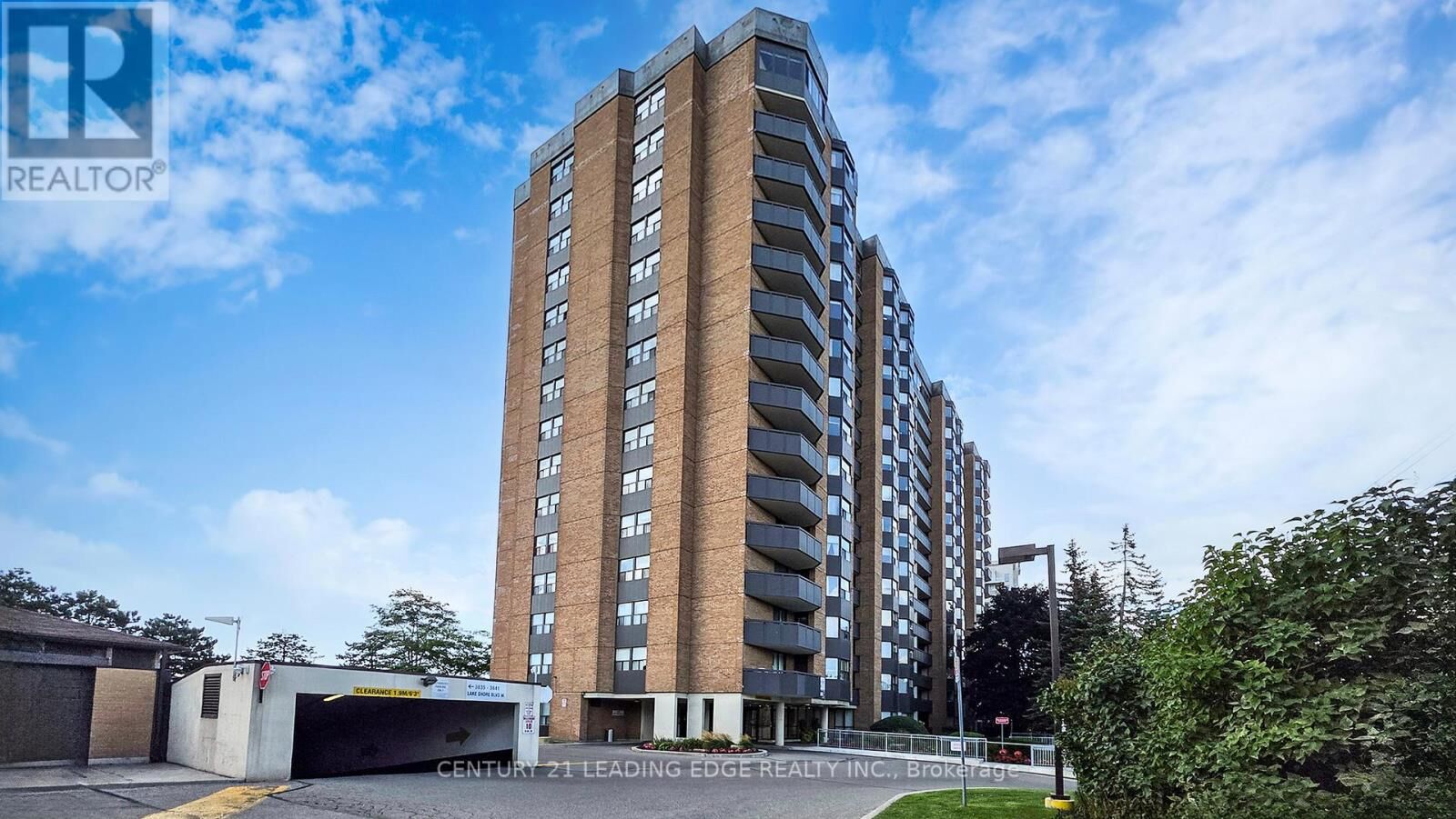 Property Photo: 3845 Lake Shore Boulevard West 1611 ON M8W 4Y3