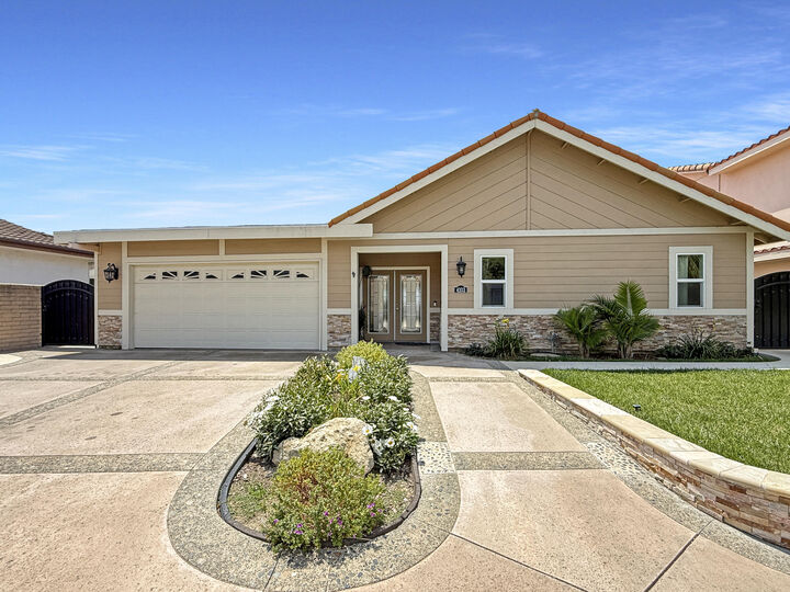 4103 Calle Bienvenido  San Clemente CA 92673 photo