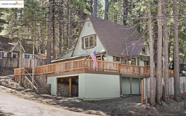 18841 Hillcrest Road  Twain Harte CA 95383 photo