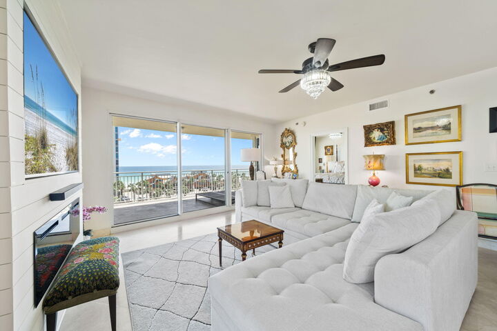 Property Photo: 1751 Scenic Highway 98 501 FL 32541