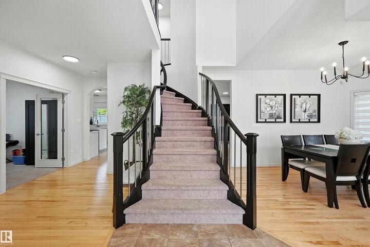 Property Photo: 2915 Tredger Green NW AB T6R 3R7