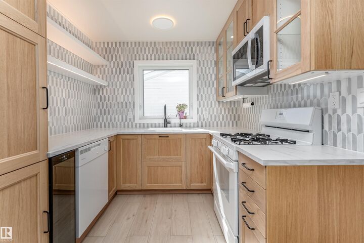 13419 58 Street NW  Edmonton AB T5A 0R2 photo
