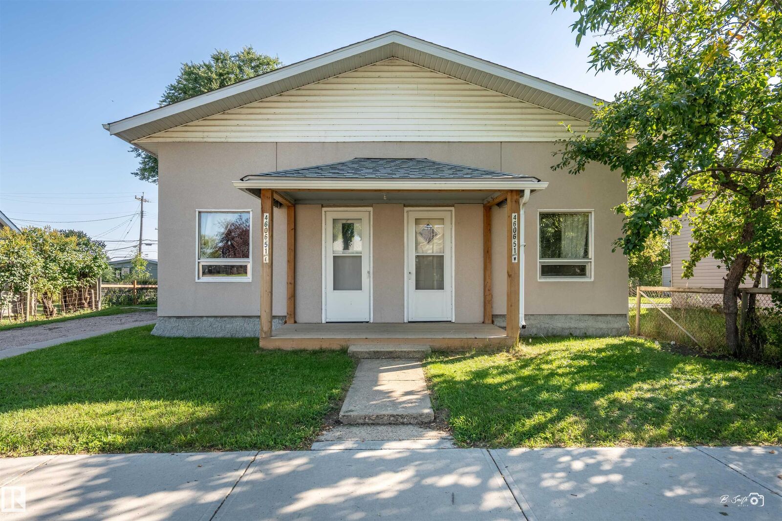 Property Photo: 4606 51 Ave AB T9N 2G4
