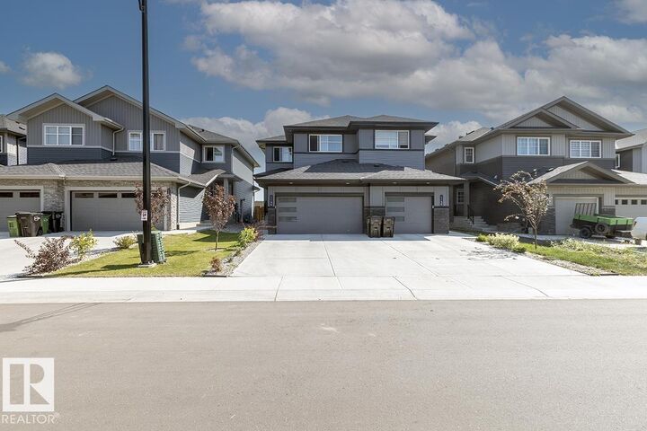 Property Photo: 1154 Goldfinch Crescent NW AB T5S 0R1