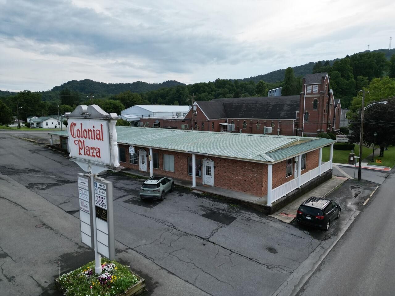 Property Photo: 500 Main St WV 26651