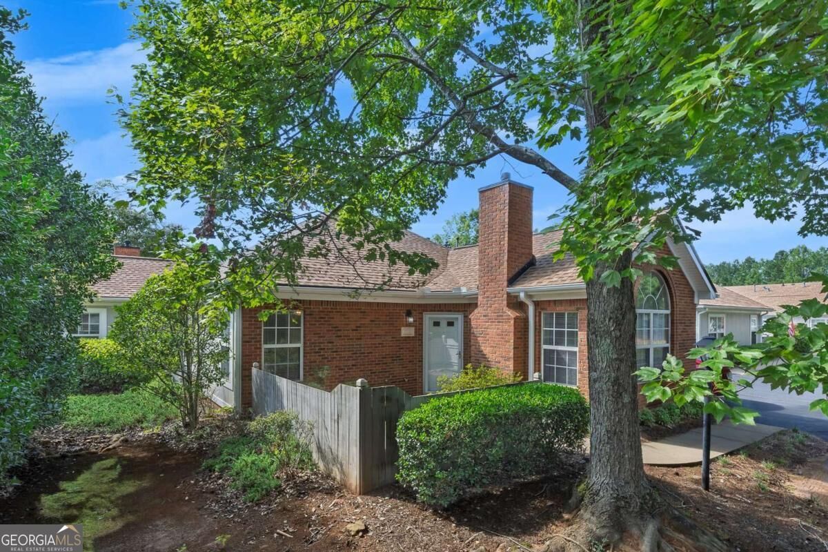 Property Photo:  3716 Vineyards Lake Circle NW U2  GA 30144 