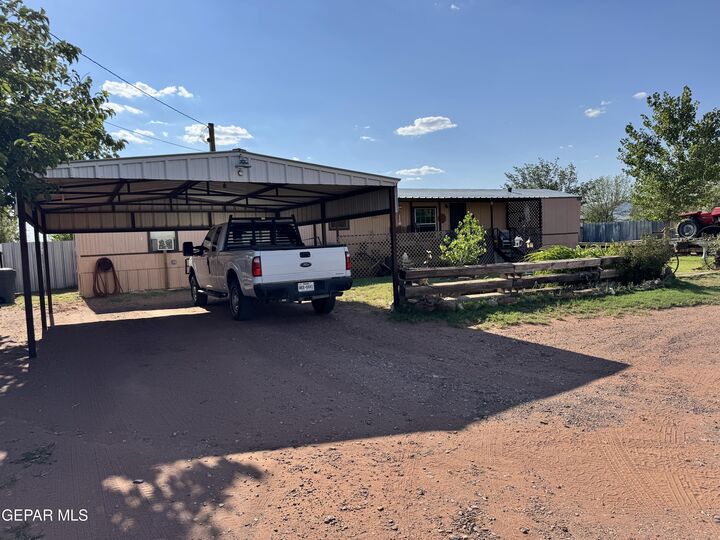 Property Photo: 603 Baylor Street TX 79855