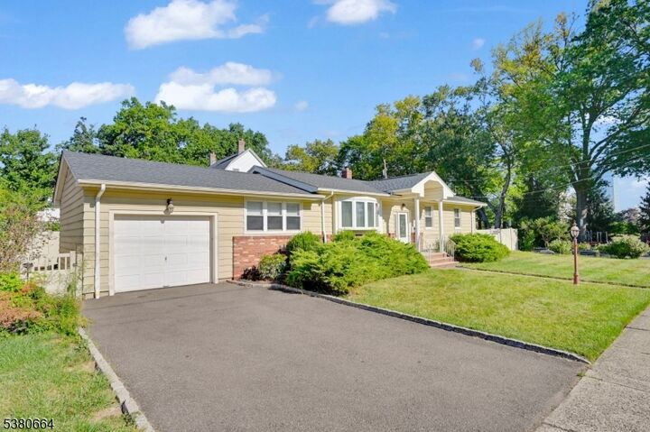 Property Photo: 47 Funston Pl NJ 07110