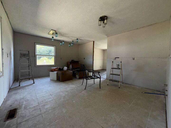 Property Photo:  5189 Fulton Yates Rd.  KY 42451 