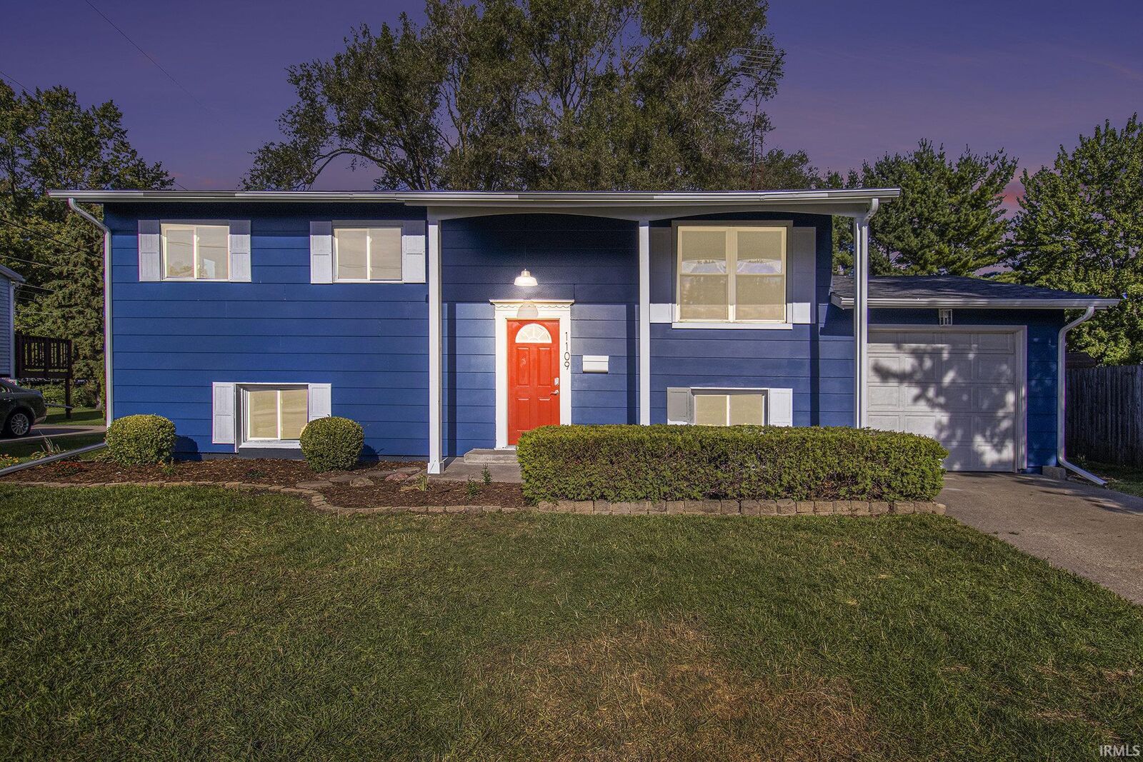 Property Photo: 1109 Sylvan Lane IN 46619-4022