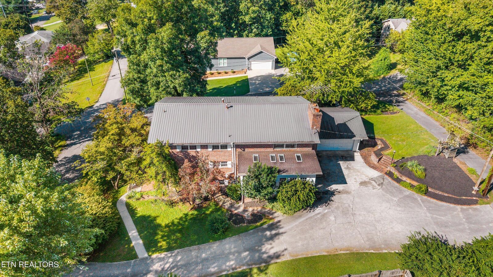 Property Photo: 201 Highland Circle TN 37772