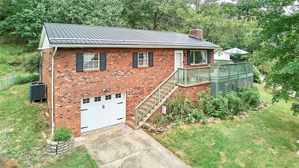 Property Photo: 115 Mountaineer Lane WV 25312