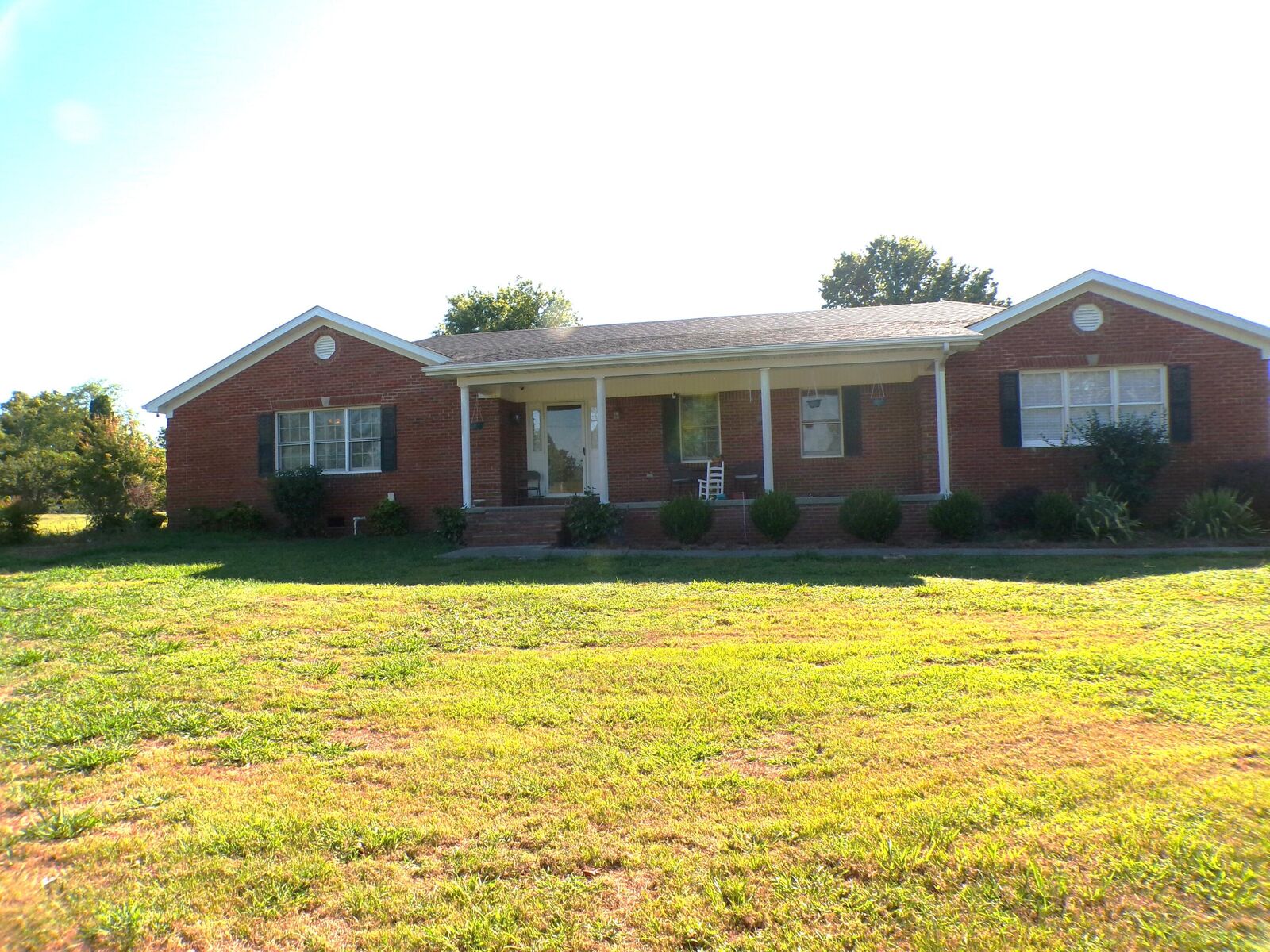 Property Photo:  1828 Guynn Road  KY 40403 