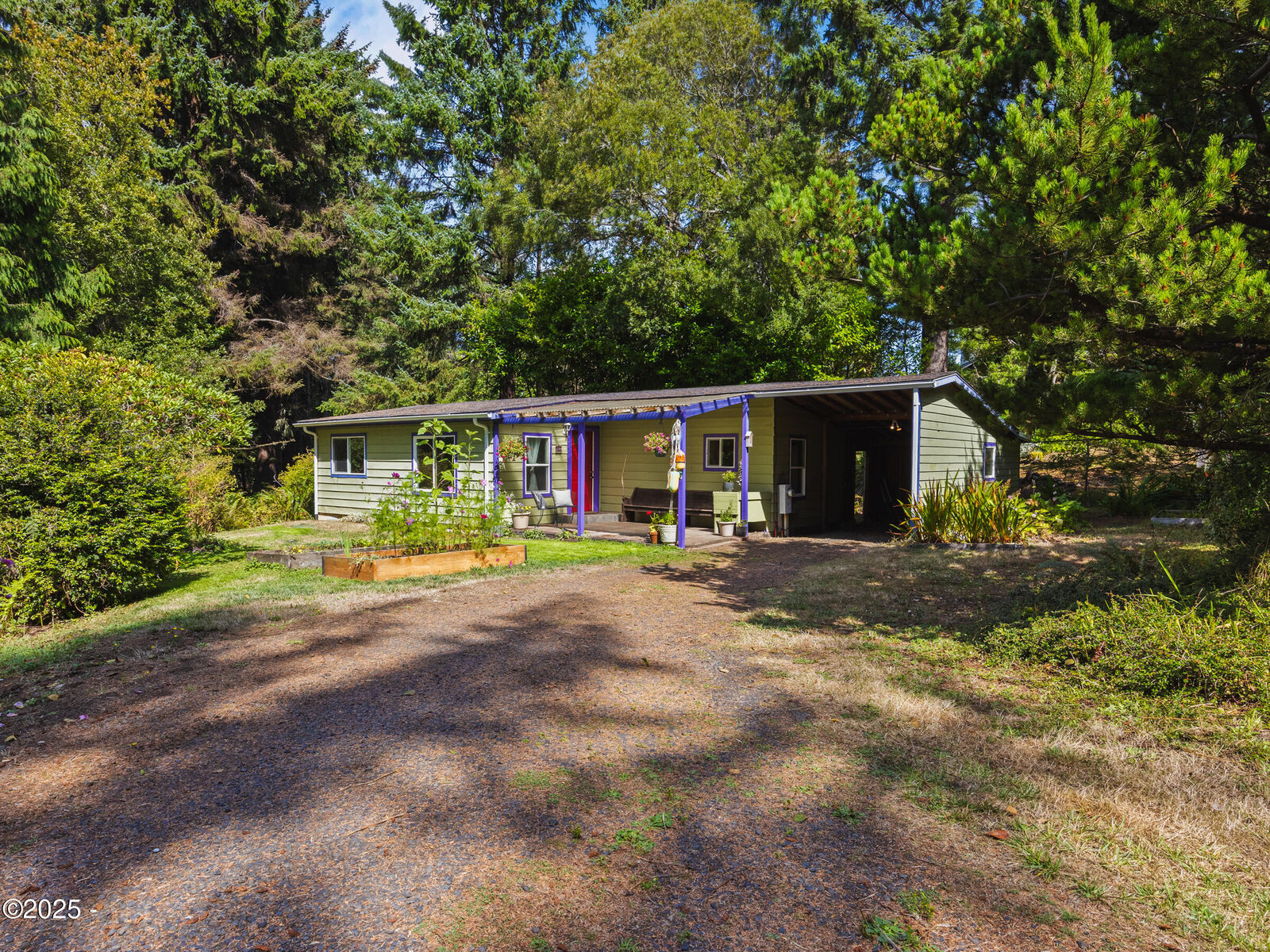 Property Photo:  199 SE 130th Drive  OR 97366 