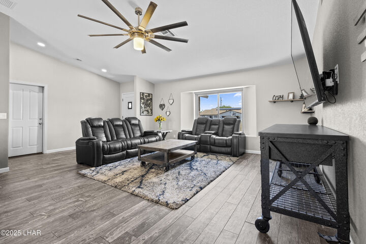 Property Photo: 2701 Indian Pipe Dr AZ 86406