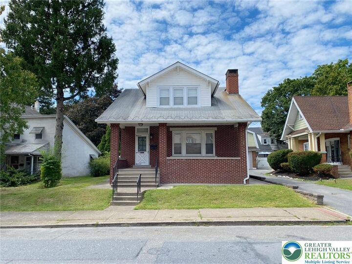 820 Club Avenue E  Allentown City PA 18109 photo