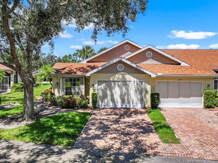Property Photo:  2429 New Haven Circle 64  FL 33573 