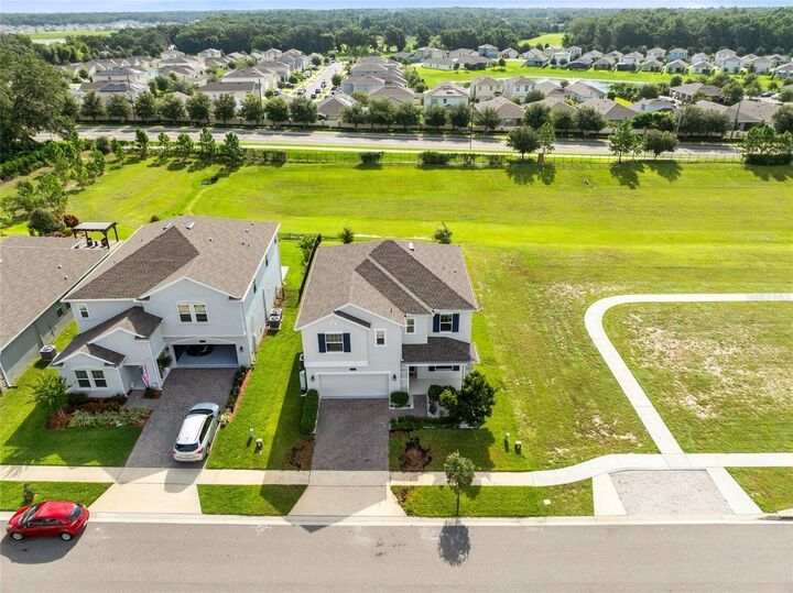 Property Photo:  1717 Sourwood Drive  FL 34761 