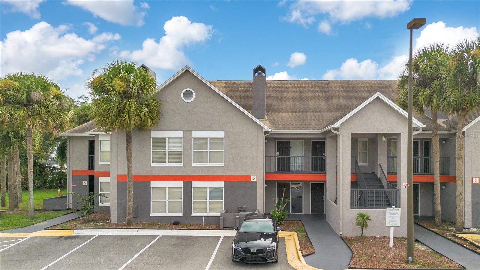 Property Photo: 3100 Parkway Boulevard 512 FL 34747