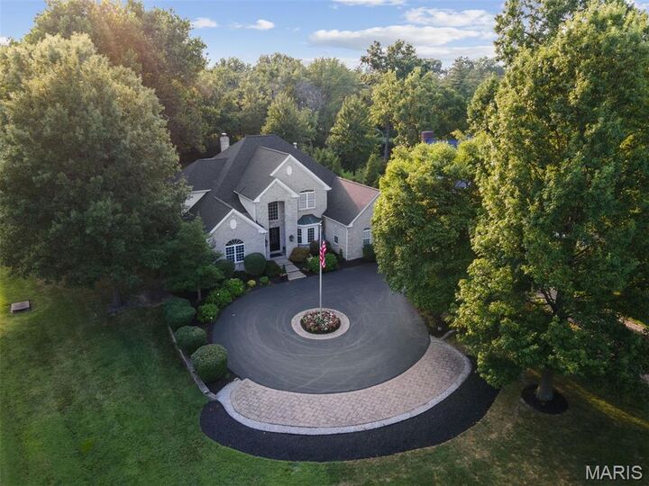 2409 N Ballas Road  Town and Country MO 63131 photo