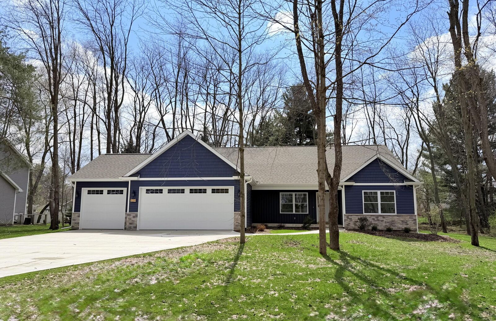 Property Photo:  9194 Kellie Lane  MI 49083 