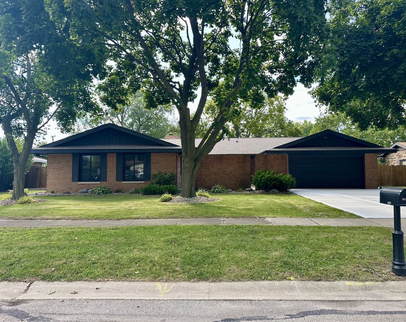 Property Photo: 540 N 1st Avenue IL 60416