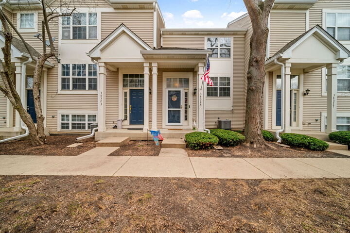 34325 N Barberry Road  Round Lake IL 60073 photo