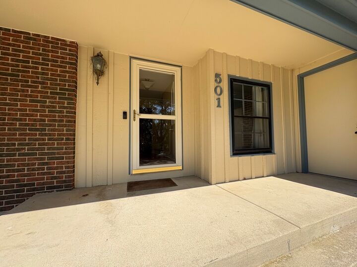 Property Photo: 501 Ticonderoga Lane IL 60563